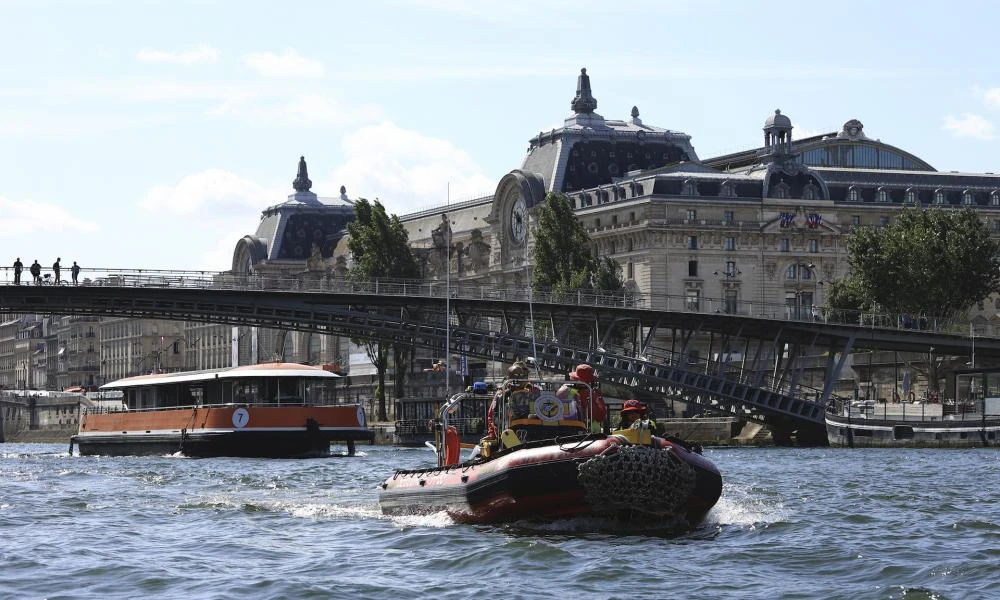 Παρίσι 2024, το στοίχημα του καθαρού Σηκουάνα - Ο Μακρόν υποσχέθηκε ότι θα κολυμπήσει ο ίδιος